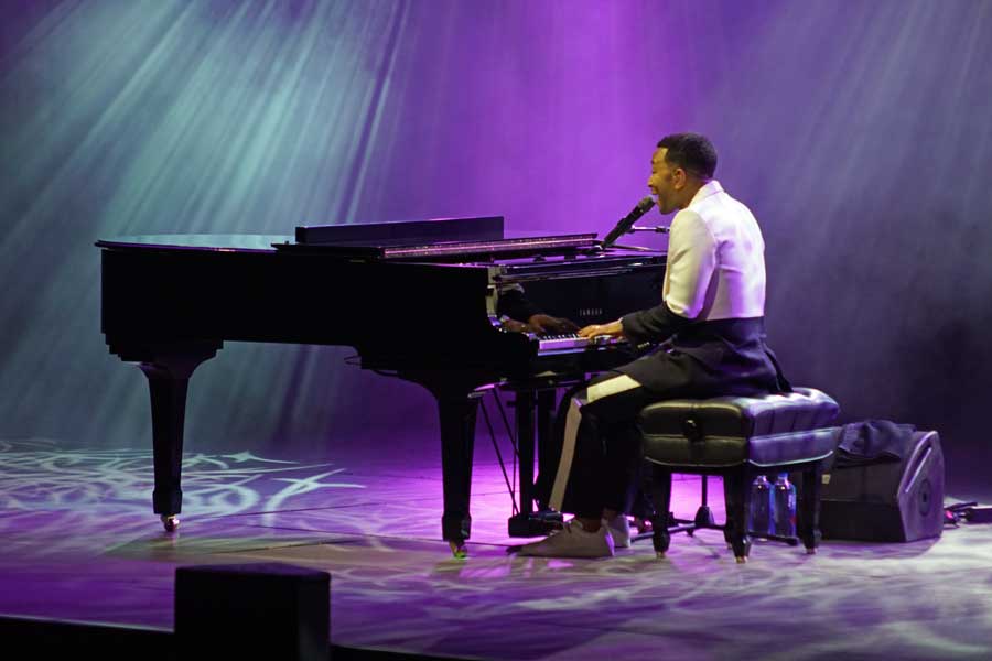 John Legend Marbella