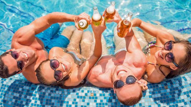 Marbella beach clubs openings for 2020